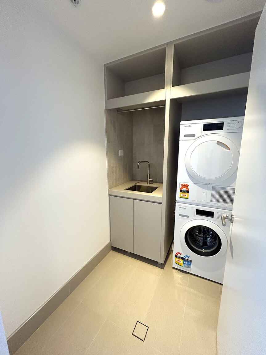 Level 10/1004/40 Solent Circuit Norwest Level 10/1004/40 Solent Circuit Norwest