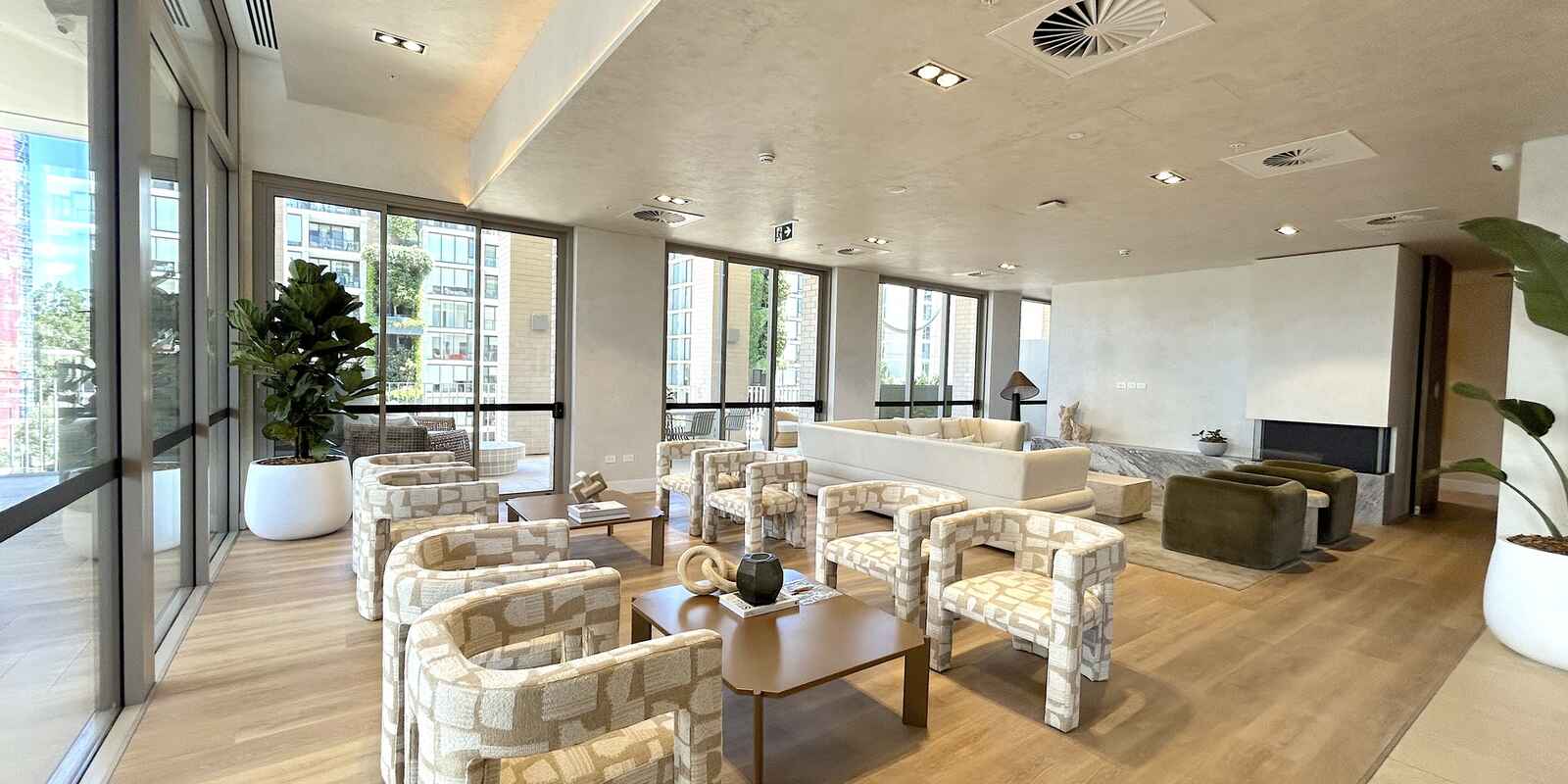 Level 10/1004/40 Solent Circuit Norwest Level 10/1004/40 Solent Circuit Norwest