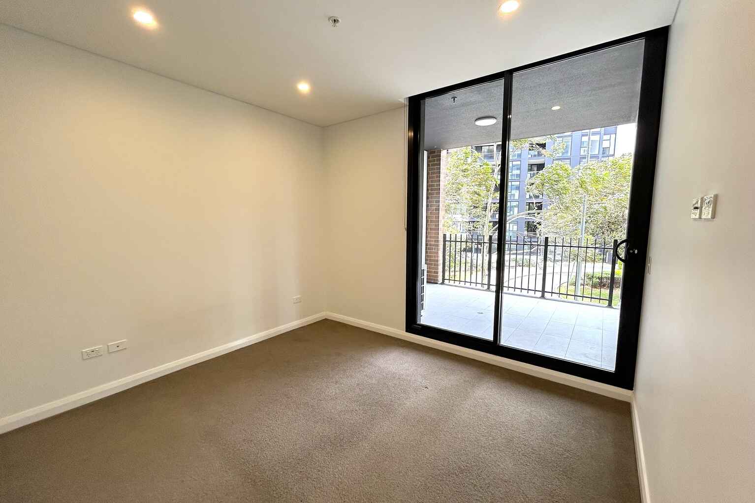 104/5 Maple Tree Road Westmead