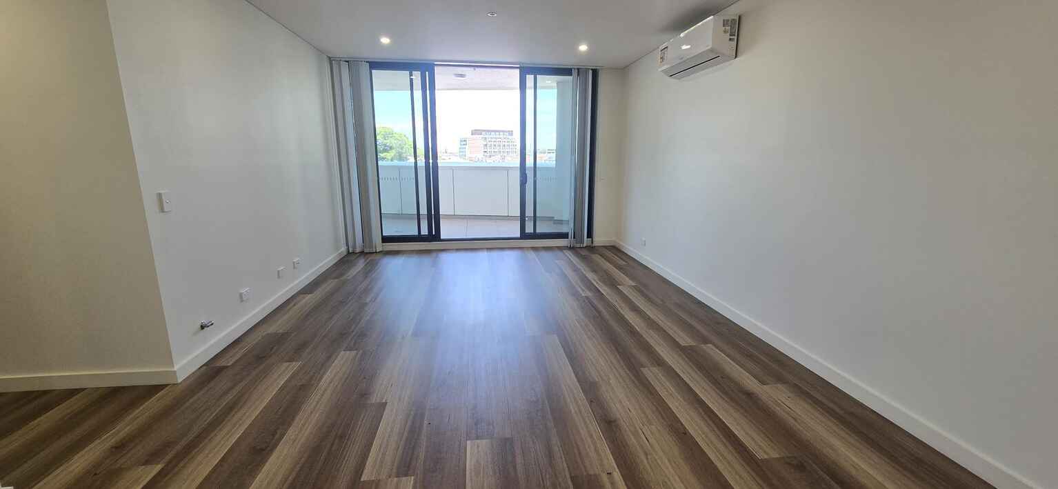 A503/8 The Crescent Fairfield