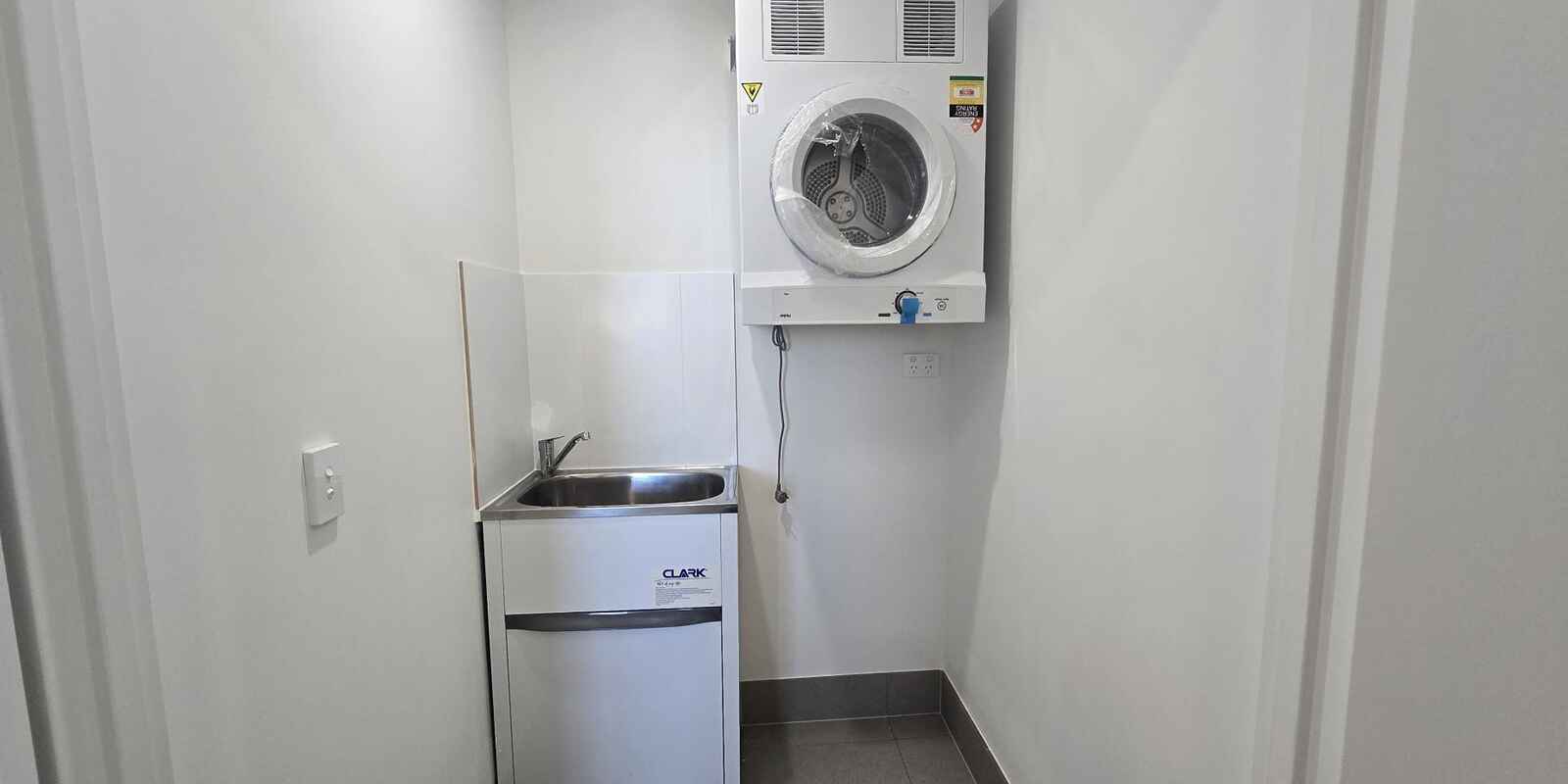 A503/8 The Crescent Fairfield