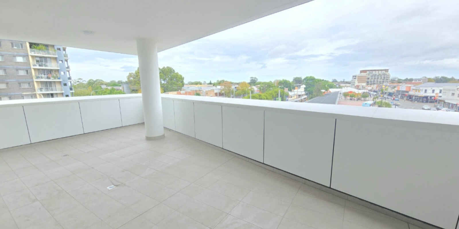 A503/8 The Crescent Fairfield