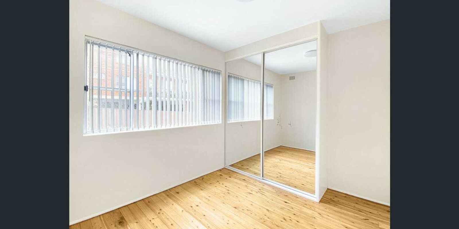 3/28 Flora Street Roselands