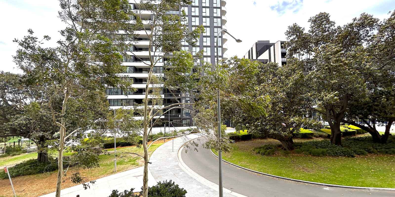 104/7 Maple Tree Road Westmead
