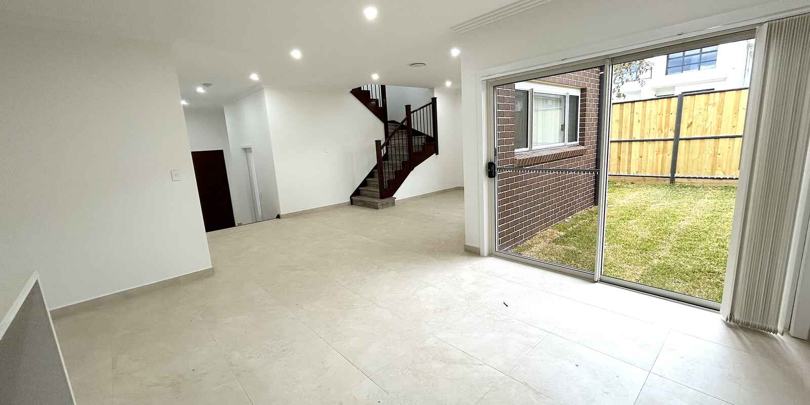 25 Lipizzan Street Box Hill 25 Lipizzan Street Box Hill