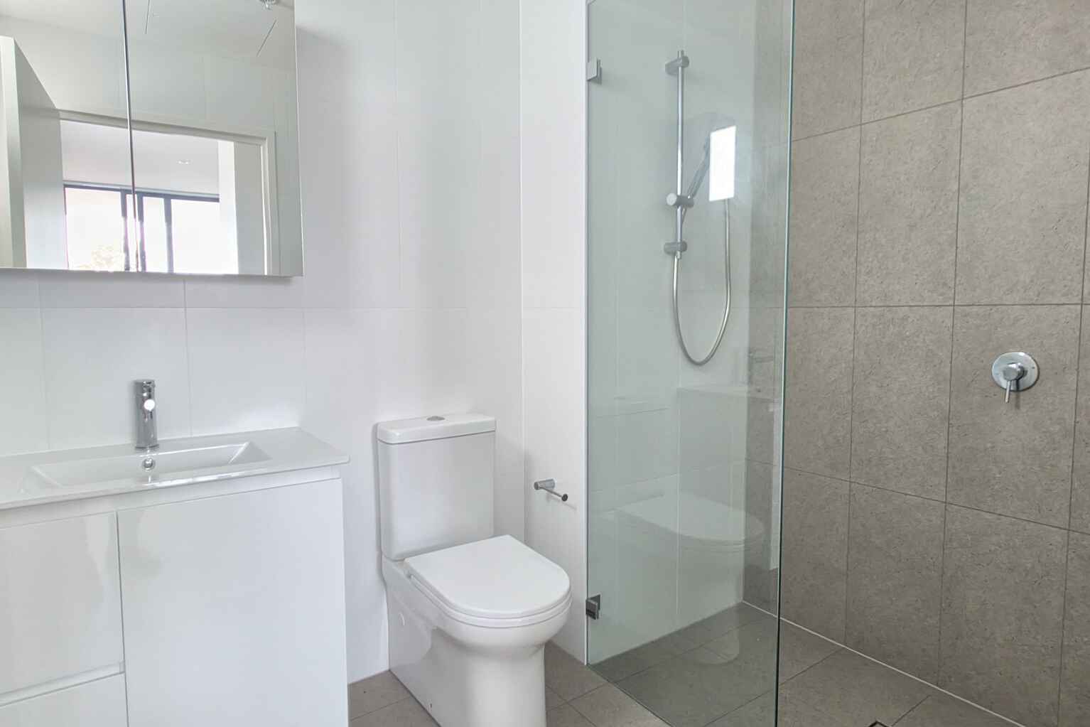 A103/8 The Crescent Fairfield A103/8 The Crescent Fairfield