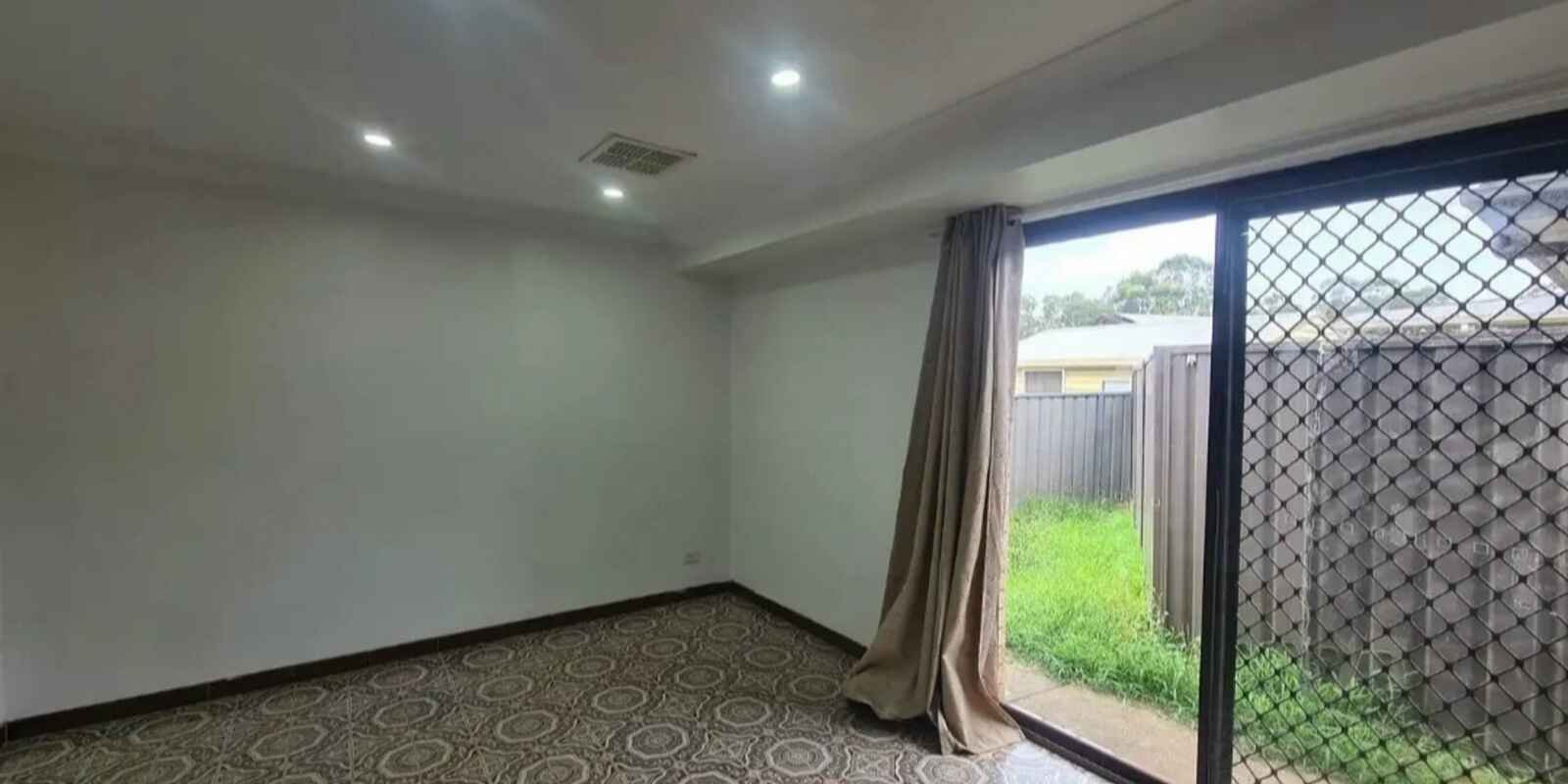 76 De Meyrick Avenue Lurnea